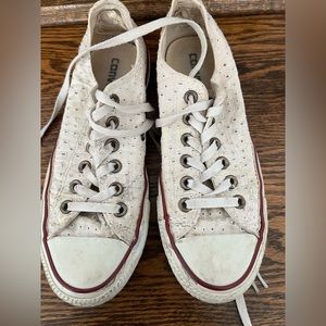 Eyelet converse low top sneakers